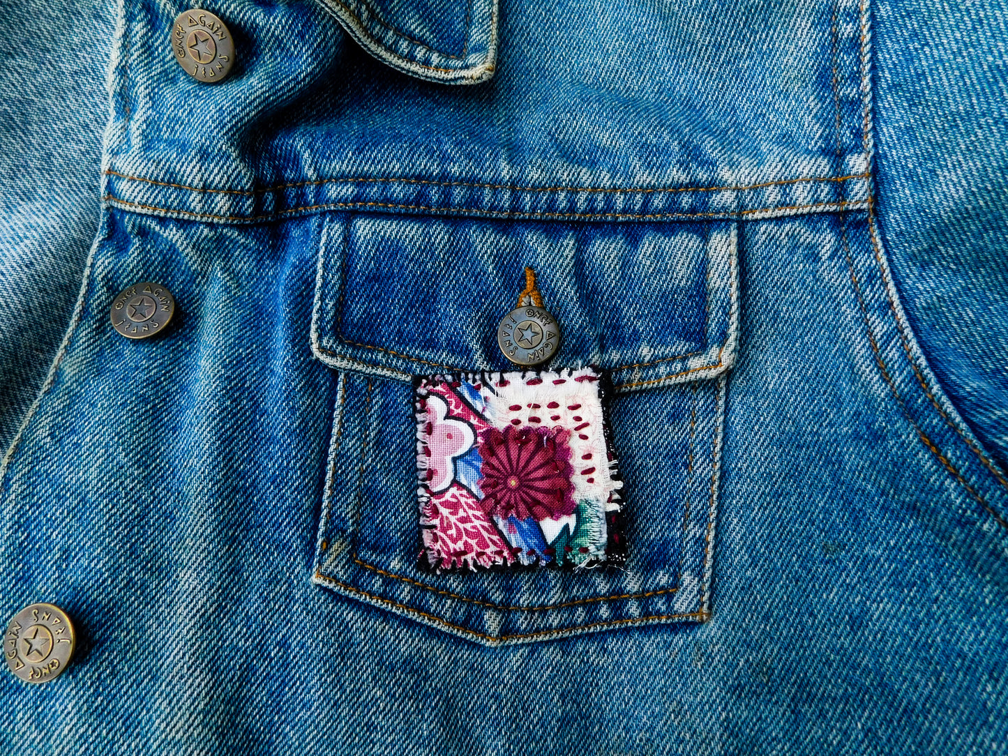 The Wandering Thread Slow Stitch Fabric Brooch 002